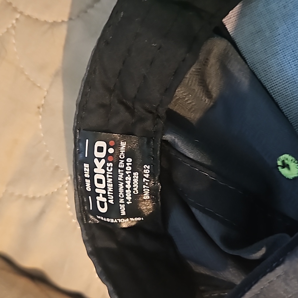 Snap On Hat - Picture 3 of 4